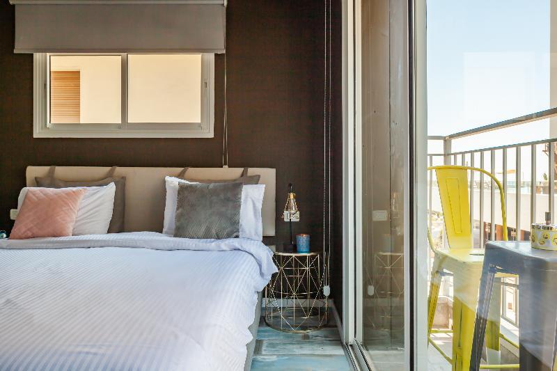 Beach Boutique Hotel And Spa By Tlv Hotels Тель-Авив Экстерьер фото