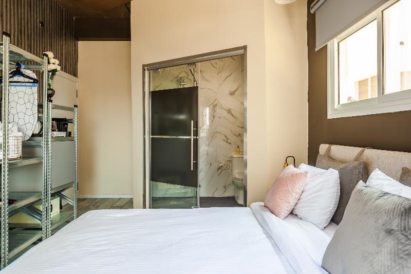 Beach Boutique Hotel And Spa By Tlv Hotels Тель-Авив Экстерьер фото